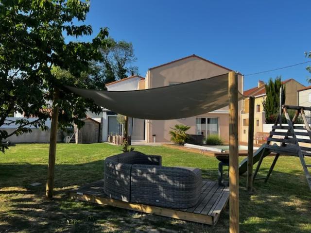 Maison Familiale 4 Chambres Avec Jardin Et Piscine Saint-Aignan-Grand-Lieu Exterior foto